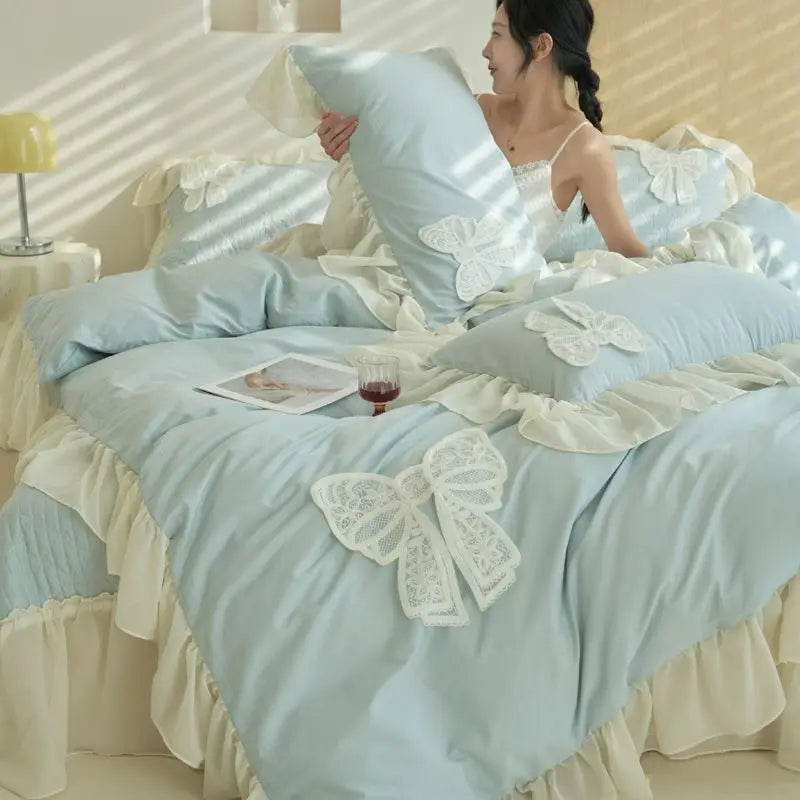 French Princess Style Bedding Sets Ruffle Lace Bow Quilt Cover Romantic Bedclothes Decor Woman Girls Bedroom Duvet Cover 4pcs