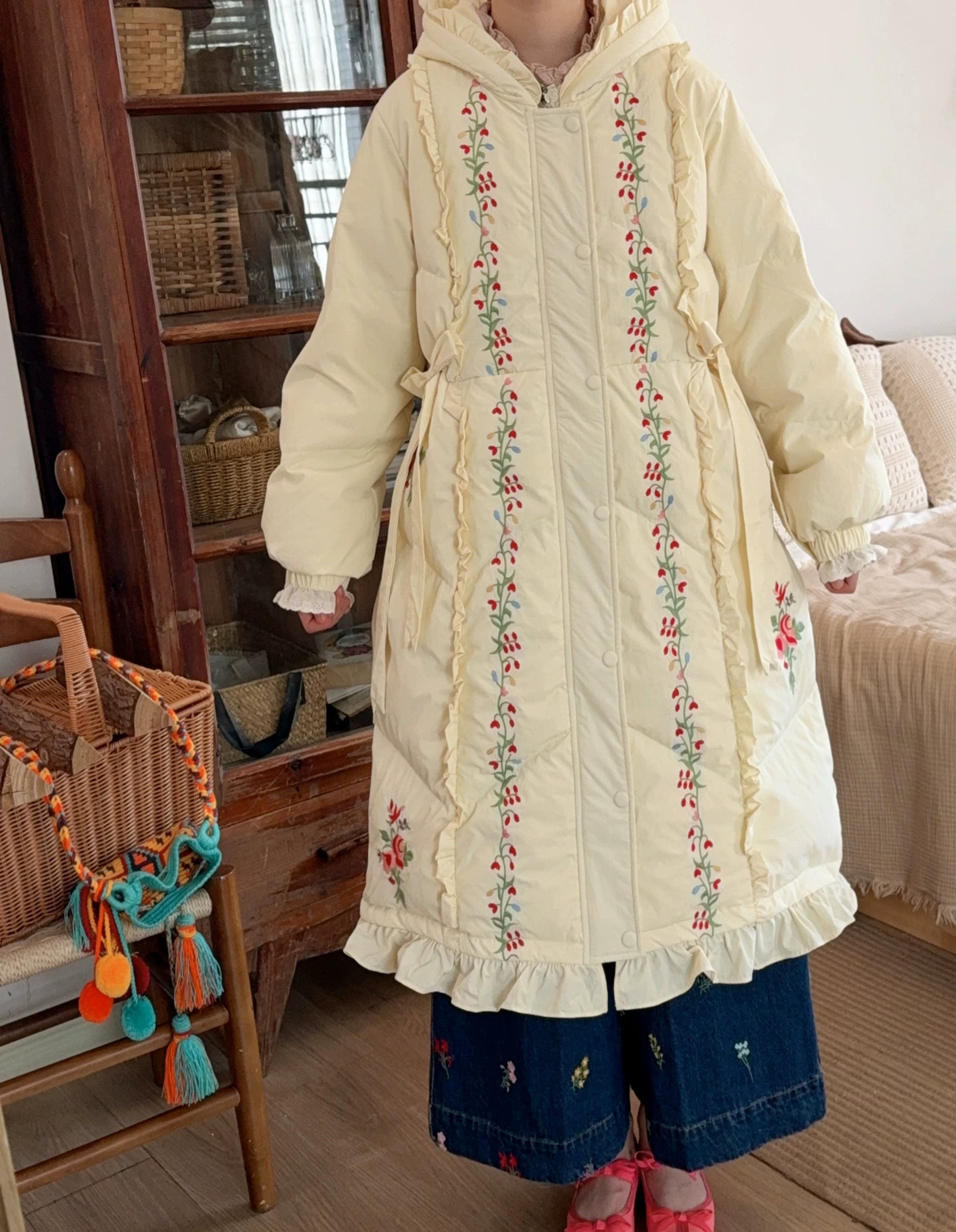 Parisian Women Full Sleeve Long Mid-Calf Thick Outerwear Hoode Zipper Down Jacket Embroidery Warm Coats Japanese Style