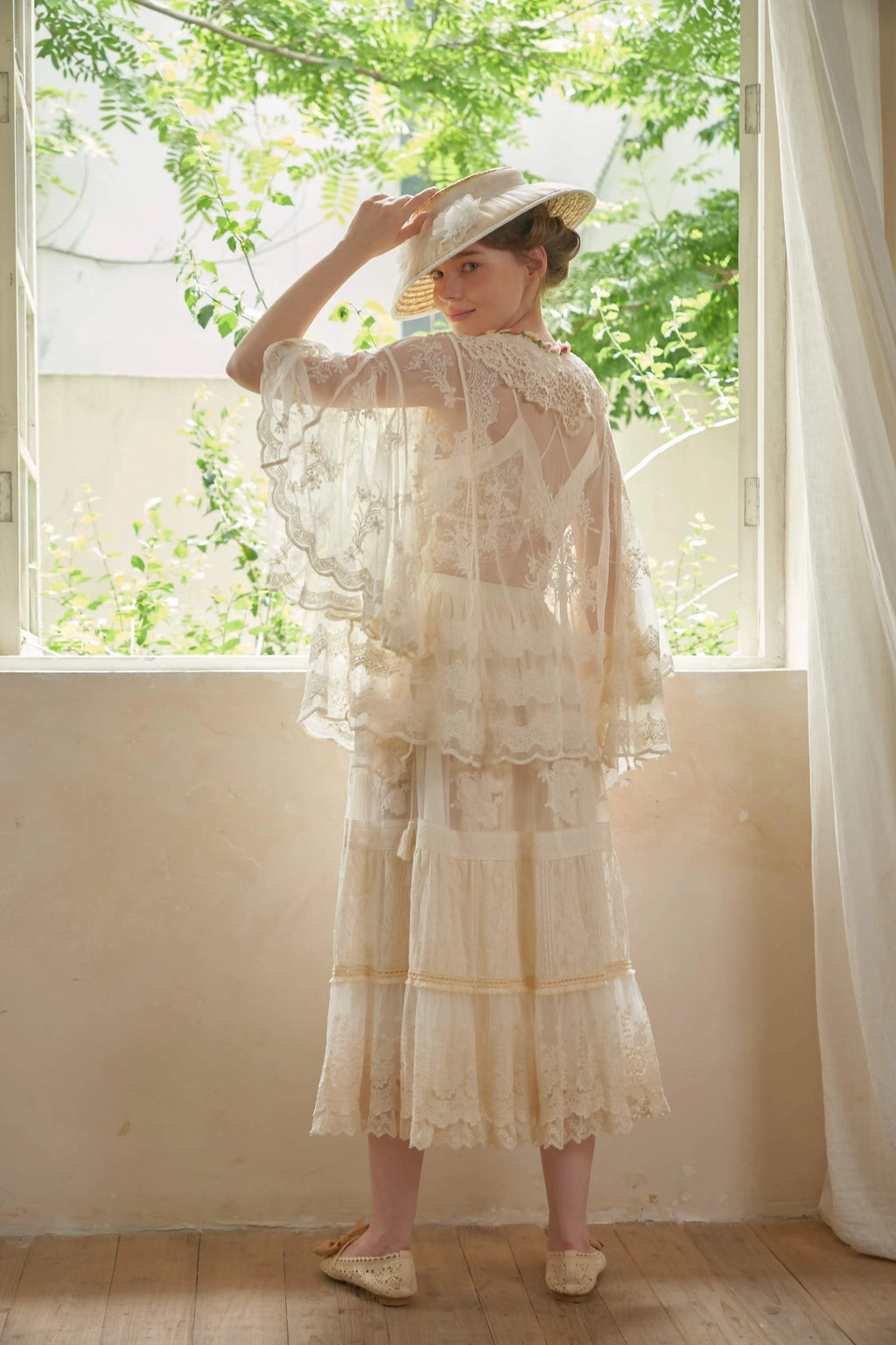 The Butterfly Dance Bolero | 3D Flower Lace Top | Hand-Dyed Versatile Cover-Up | Parisian Princess