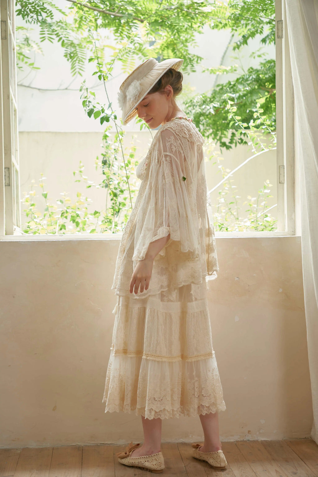 The Butterfly Dance Bolero | 3D Flower Lace Top | Hand-Dyed Versatile Cover-Up | Parisian Princess