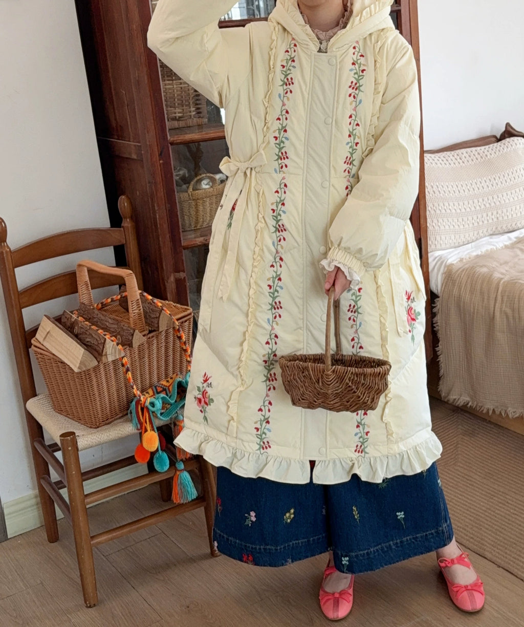 Parisian Women Full Sleeve Long Mid-Calf Thick Outerwear Hoode Zipper Down Jacket Embroidery Warm Coats Japanese Style