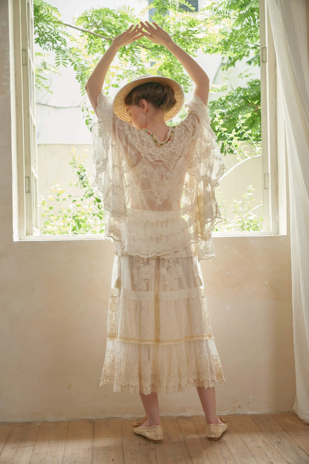 The Butterfly Dance Bolero | 3D Flower Lace Top | Hand-Dyed Versatile Cover-Up | Parisian Princess