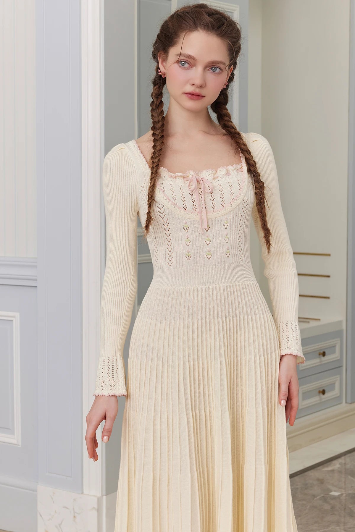 76-88cmBust FallWinter Long Pleated Dress Women Vintage ElegantSlim Embroidery Square Neck Flare Sleeve 100%Cotton Knitted Dress