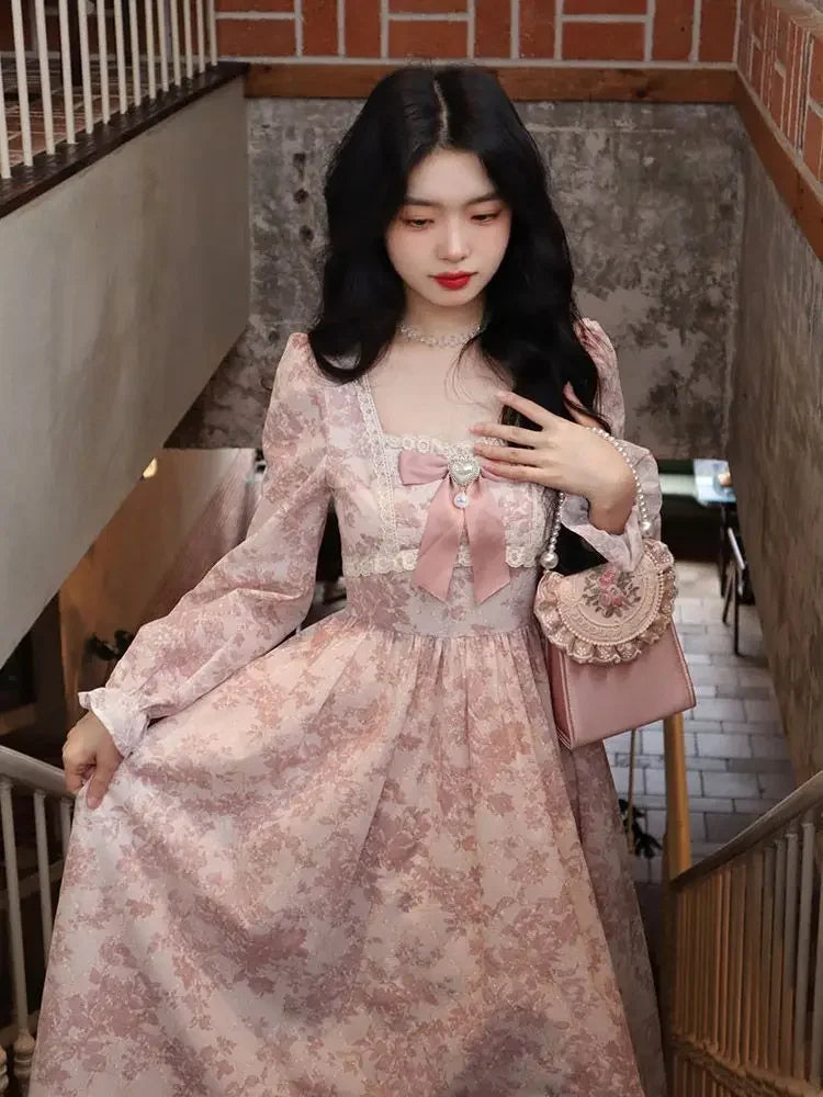 French Sweet Floral Long Sleeve Women's Dress Autumn Elegance Waist Cinched Gentle Fairy Skirt Polyester Fiber Square Collar Ank