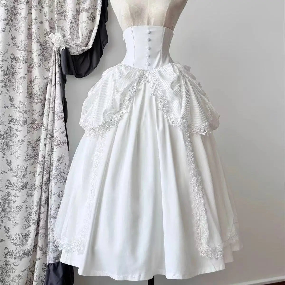 Niche Gothic Style Lolita Skirt Dark Black Wave Flower Edge Women Banquet Gown Vintage Halloween Carnival Event Cosplay Costume