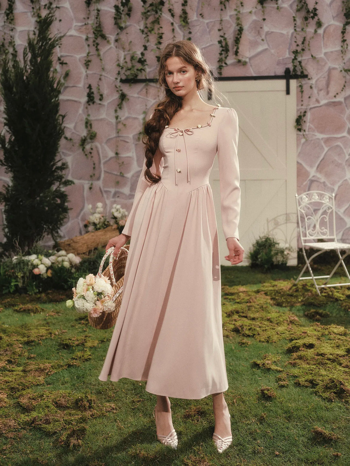brocade maxi dress The Giverny Gown | Vintage Print Fit-and-Flare Ankle Gown | Square Collar Empire Waist size-xlarge Lace Long Sleeve Tassel Sweetheart neckline bustier with 尺寸:m