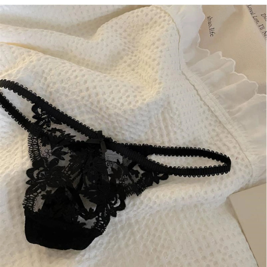 The Jardin Floral Lace Bra & Brief Set | Push-Up Underwire 3/4 Cup | Lace Lingerie | Black & White | Parisian Princess