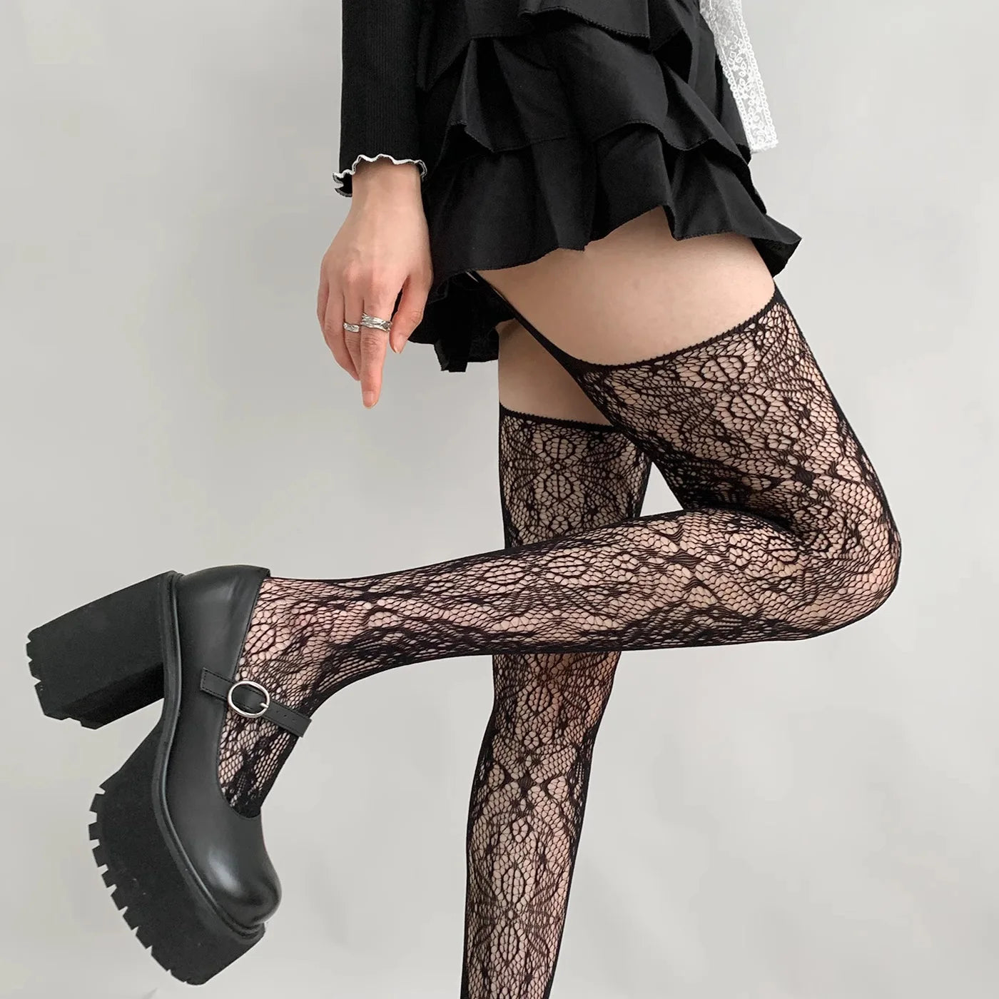 Lolita Sweet Girls Punk Style Floral Tights Colorful Parisian Thigh High Stockings Women Sheer Fishnet Suspender Tights Pantyhose Hosiery