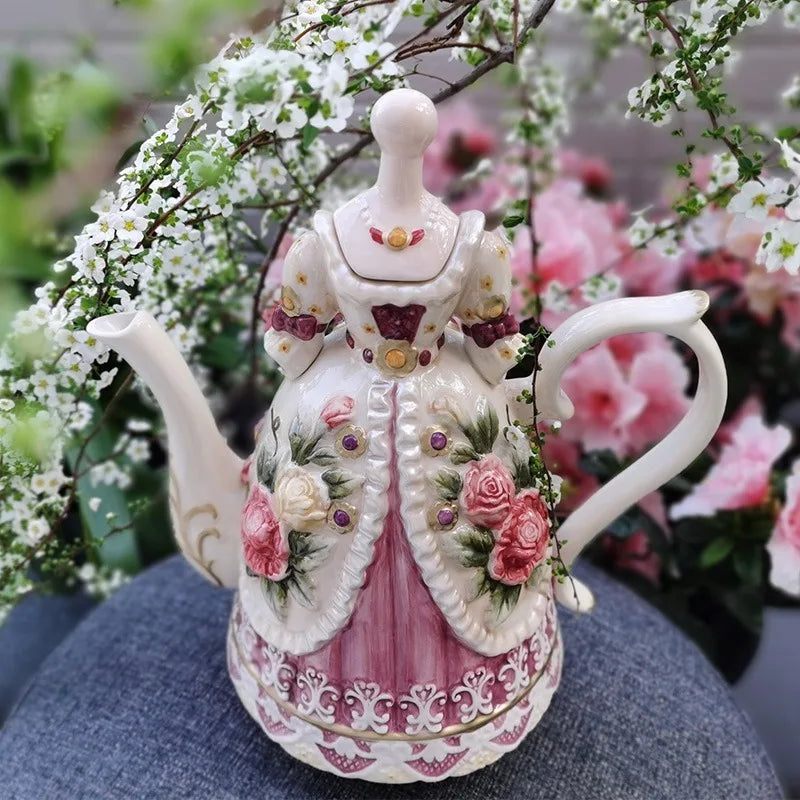Hand Painted Relief Rose Coffee Pot Ceramic Teapot Elegant Luxury Teapots Aesthetic Retro Coffee Pots with Lid Tea Tableware