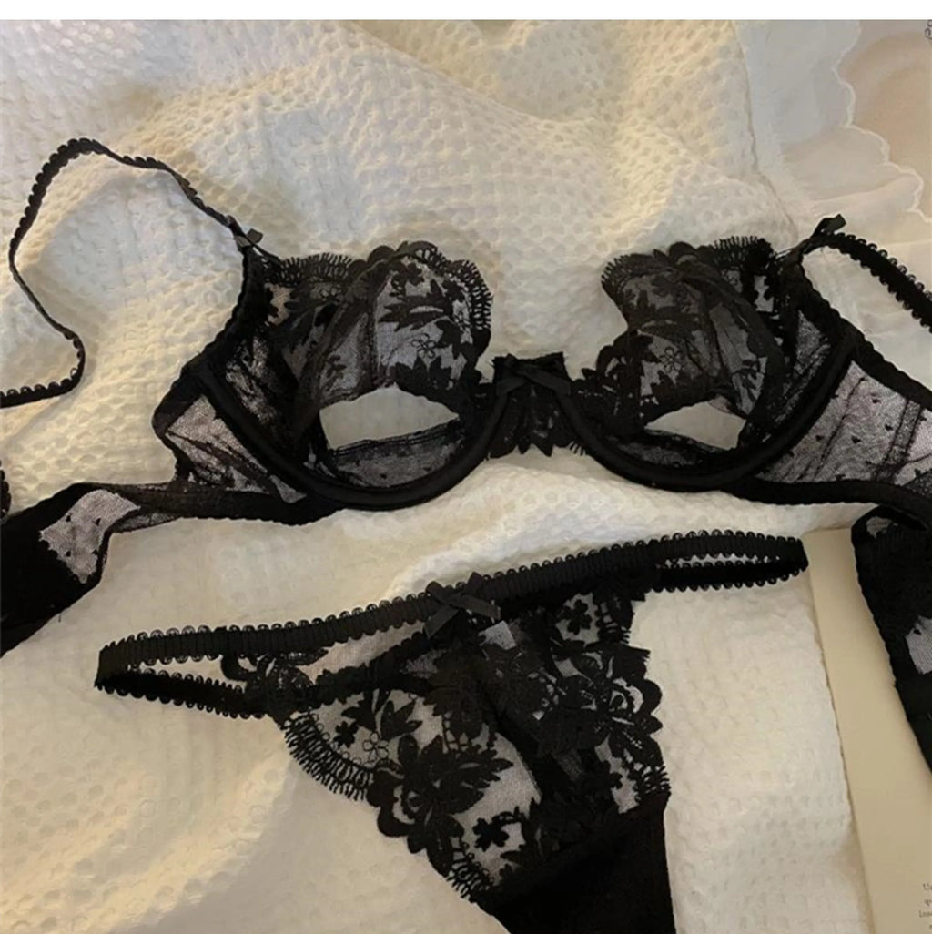 The Jardin Floral Lace Bra & Brief Set | Push-Up Underwire 3/4 Cup | Lace Lingerie | Black & White | Parisian Princess