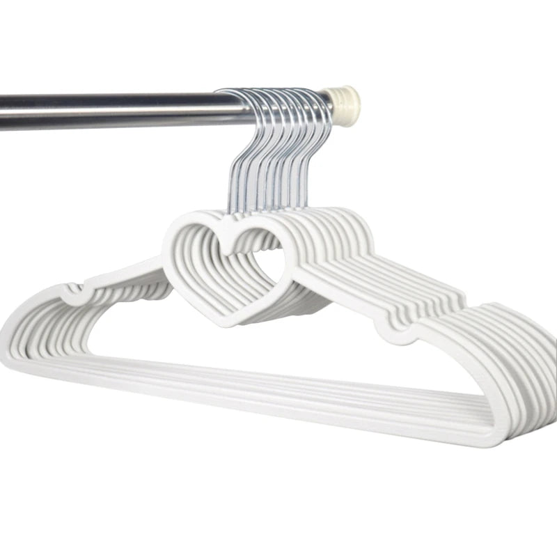 10PCS Clothes Hanger Durable Hanger ABS Heart Pattern Coat Hanger for Adult Children Clothing Hanging Supplies