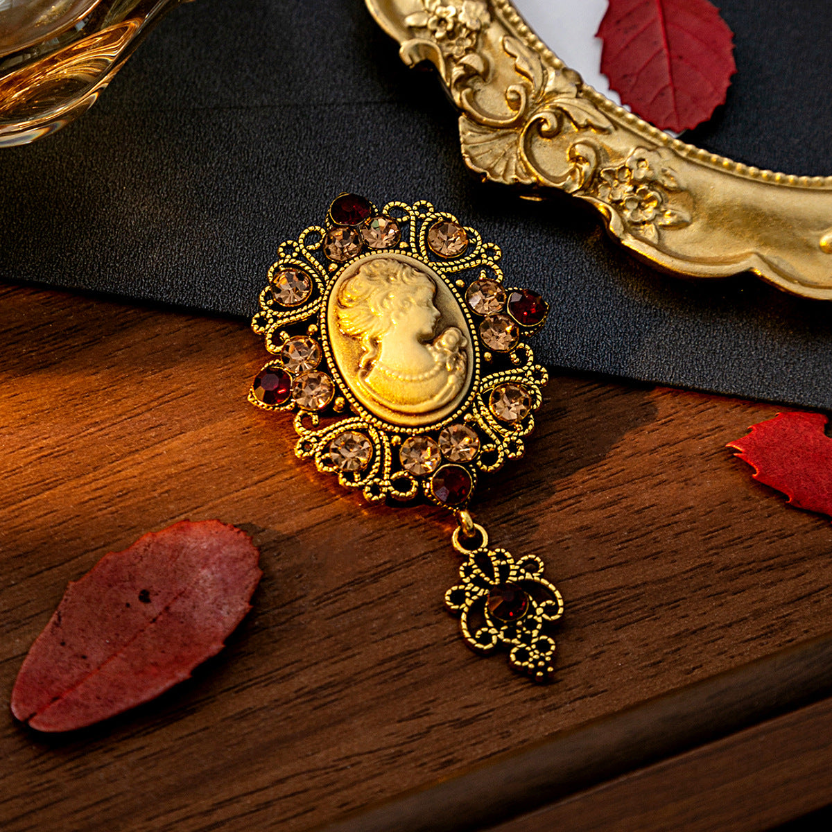 Parisian Treasures Collection:  Medieval Beauty Head Brooch Retro Court